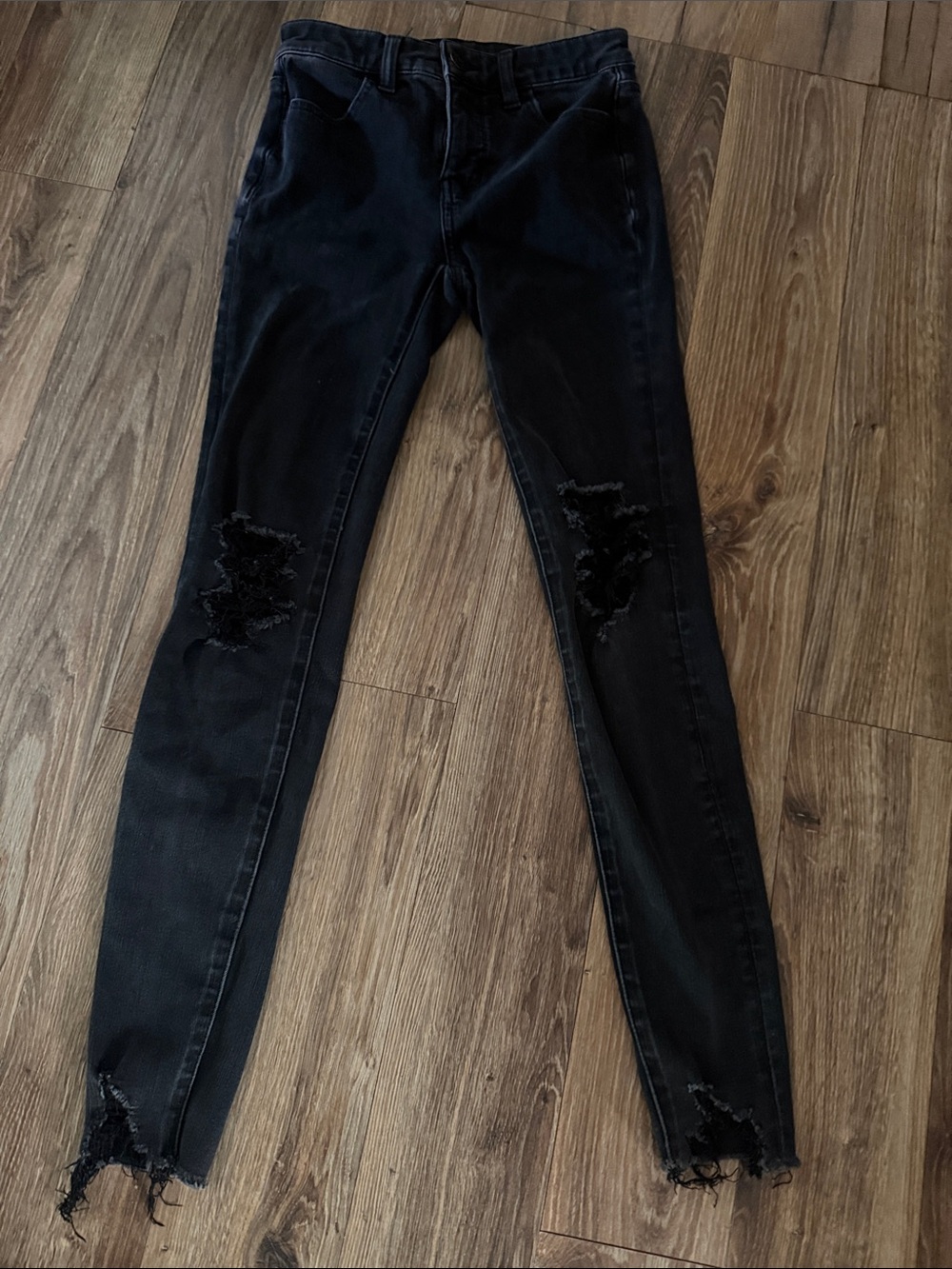 American Eagle Outfitters Black Skinny Distressed Jeans